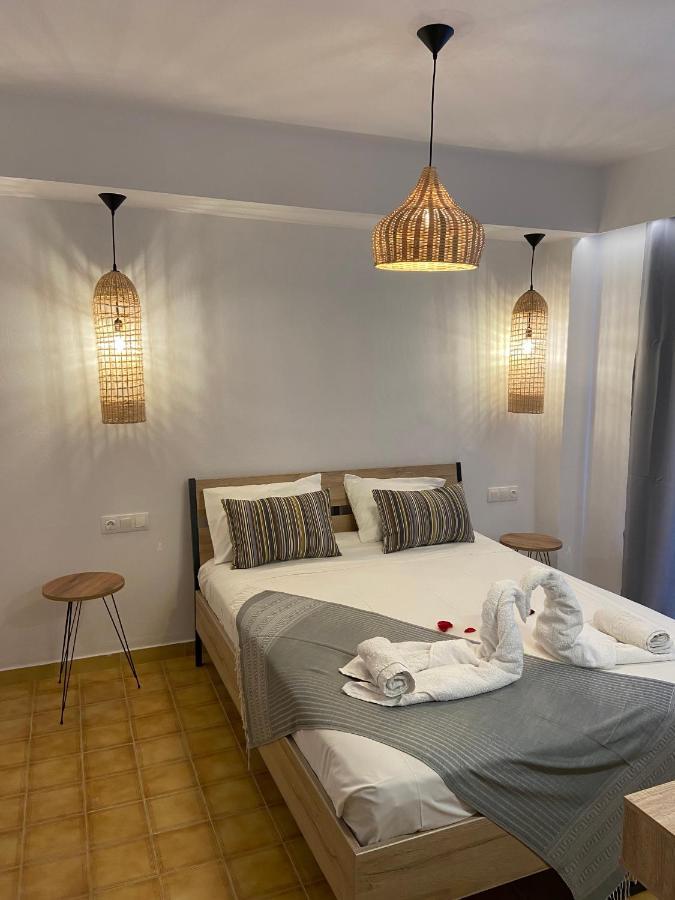 Manos Pension Фалираки Экстерьер фото