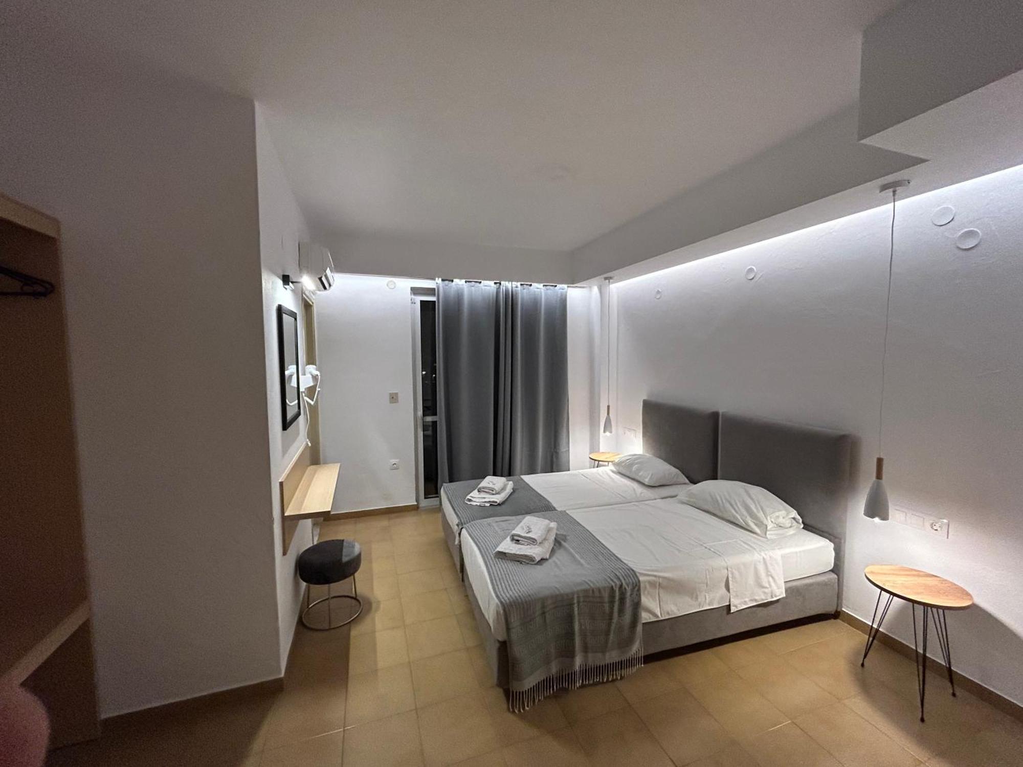 Manos Pension Фалираки Экстерьер фото
