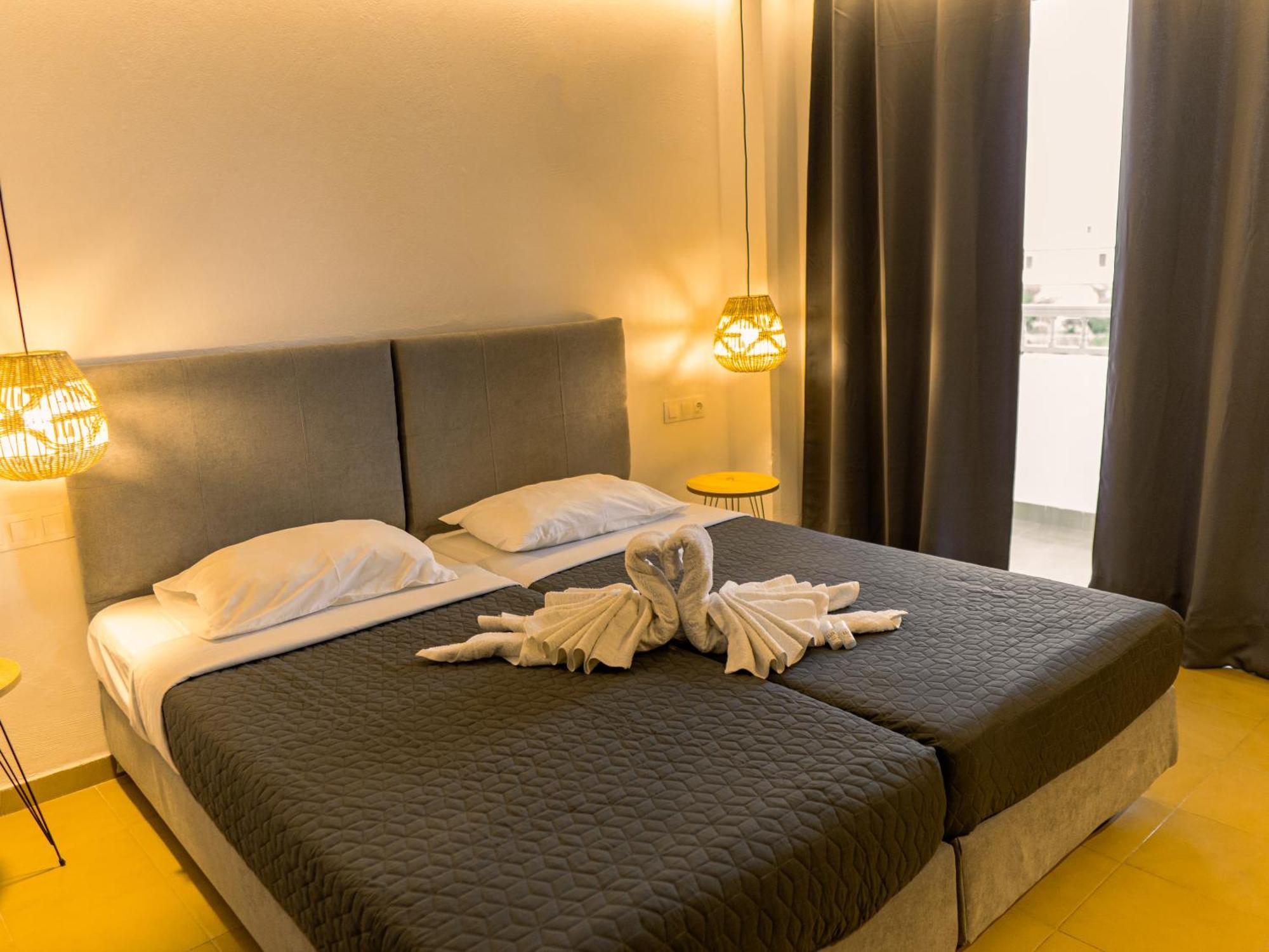 Manos Pension Фалираки Экстерьер фото
