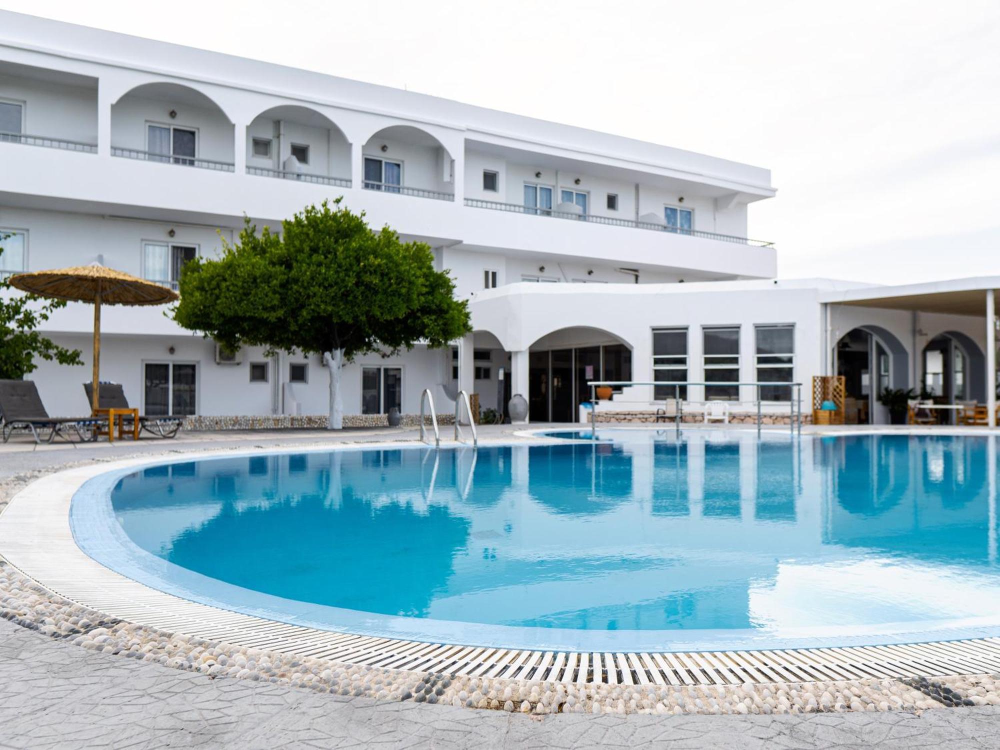 Manos Pension Фалираки Экстерьер фото